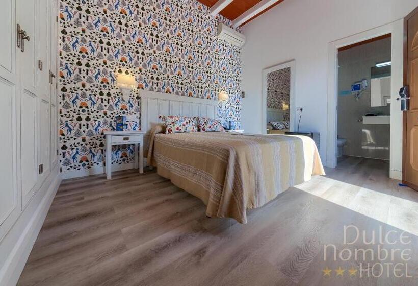 Quarto standart individual, Dulce Nombre