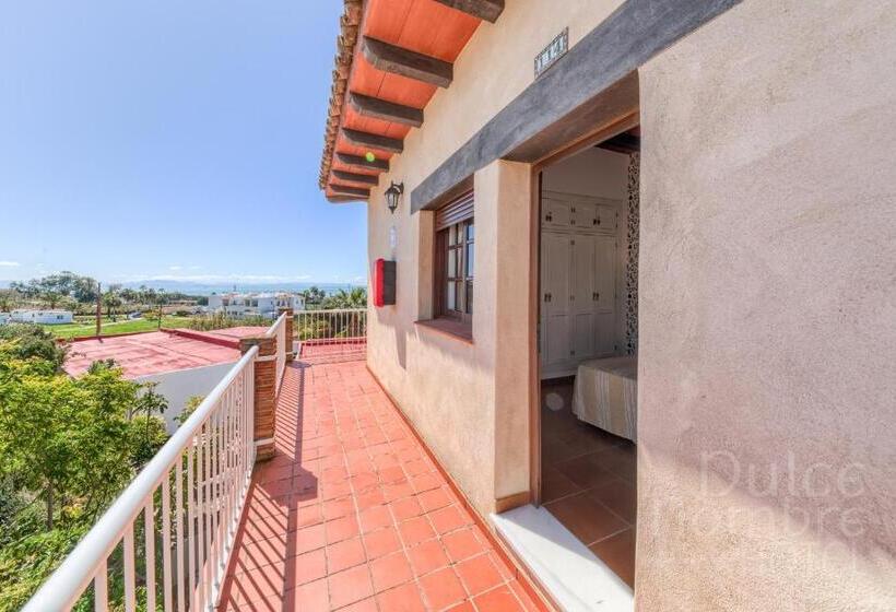 Quarto standart individual, Dulce Nombre