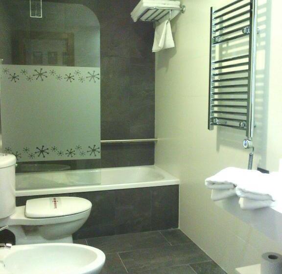 غرفة قياسية ذات إطلالة, Apolo