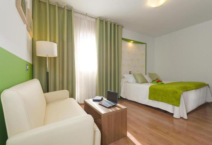 غرفة قياسية ذات إطلالة, Apolo