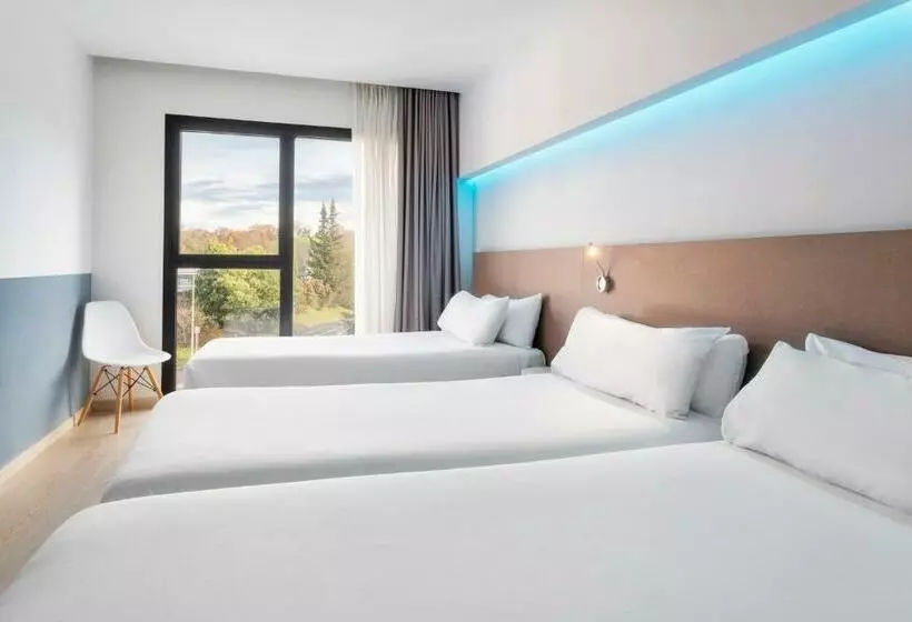 اتاق استاندارد سه نفره, B&B Hotel Donostia San Sebastián Aeropuerto