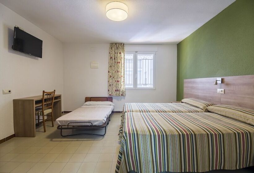 スタンダードトリプルルーム, Blason Junior