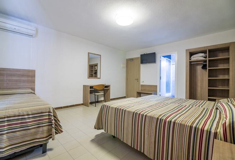 スタンダード４人部屋, Blason Junior