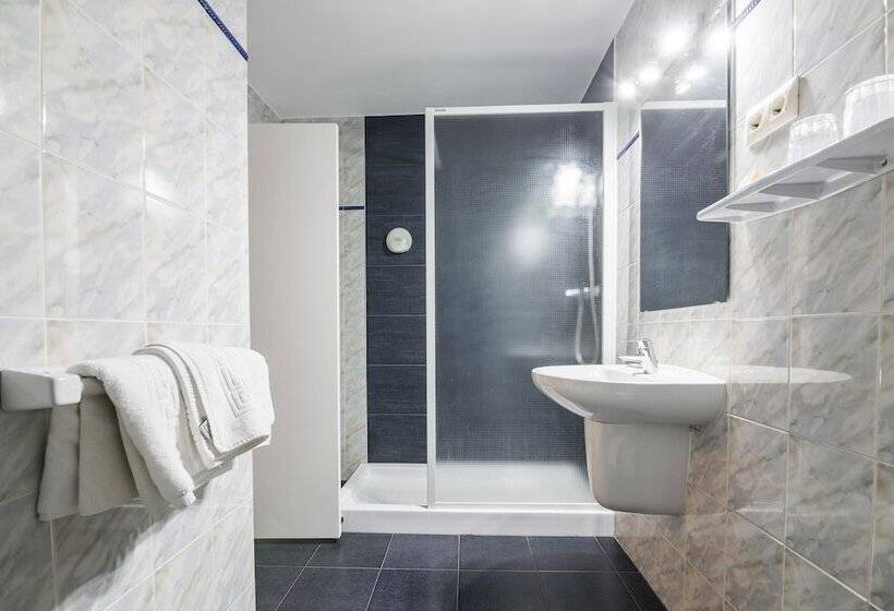 スタンダード４人部屋, Blason Junior