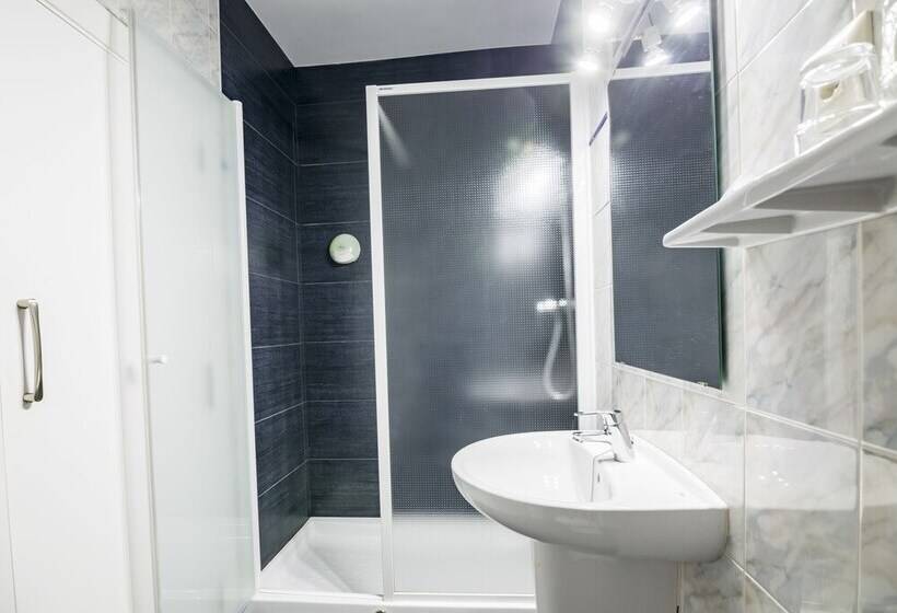 スタンダードルーム, Blason Junior