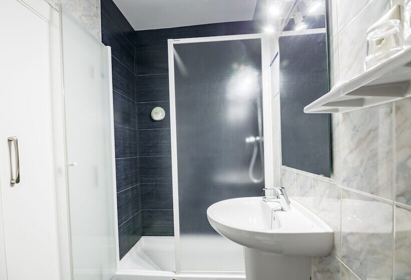 スタンダードルーム, Blason Junior