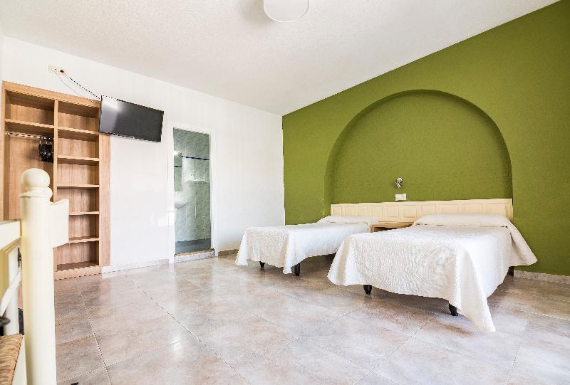 スタンダード４人部屋, Blason Junior