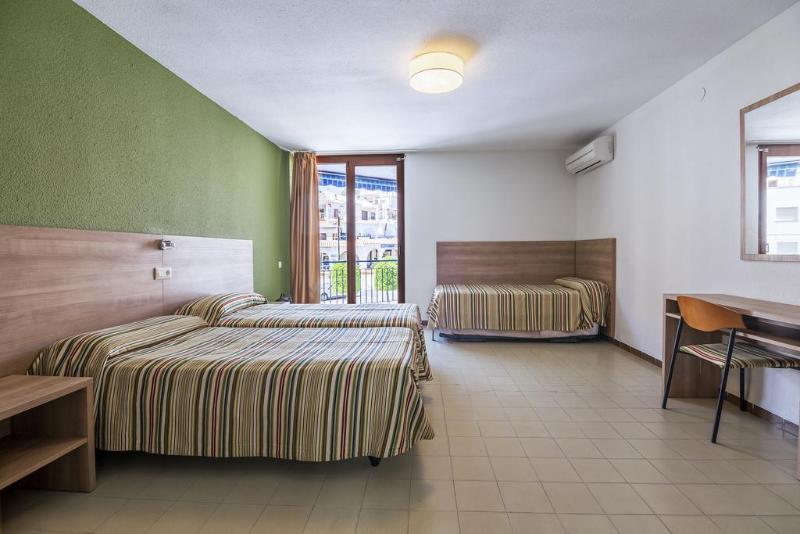 スタンダードトリプルルーム, Blason Junior