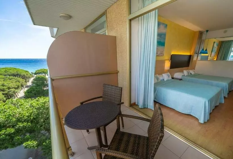Quarto Familiar, Blaumar