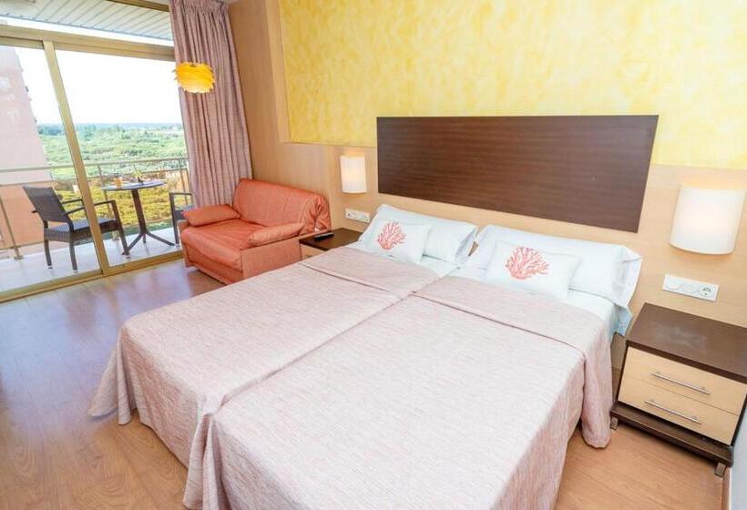 Triple Room Sea View, Blaumar