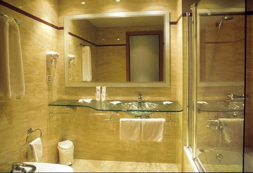 Quarto Familiar, Blaumar