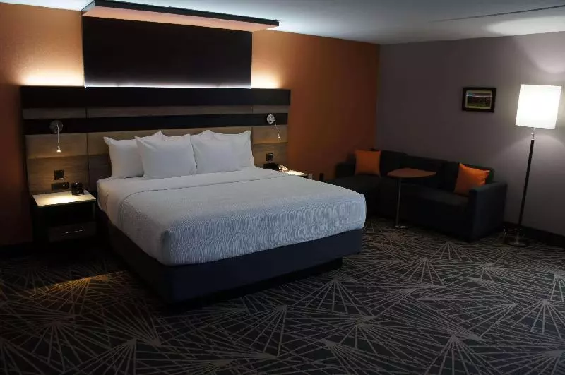 Quarto Estandar, Blaumar