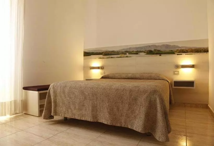 Economy Zimmer, Canet
