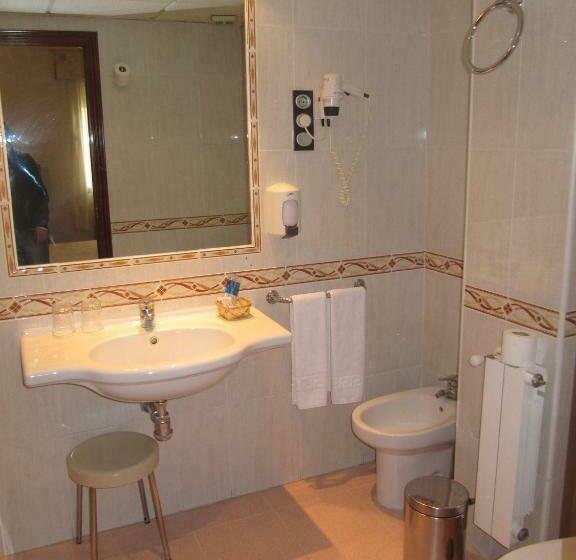 اتاق استاندارد یک نفره, Don Juan