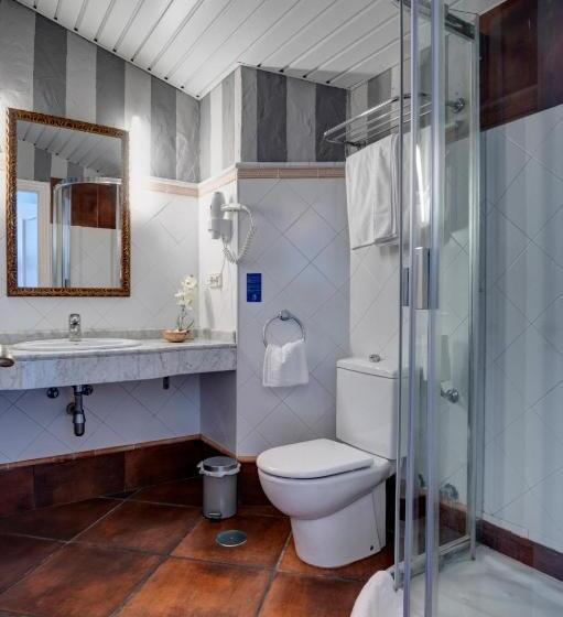 オーシャンビュースタンダードルーム, El Castillo De Los Locos