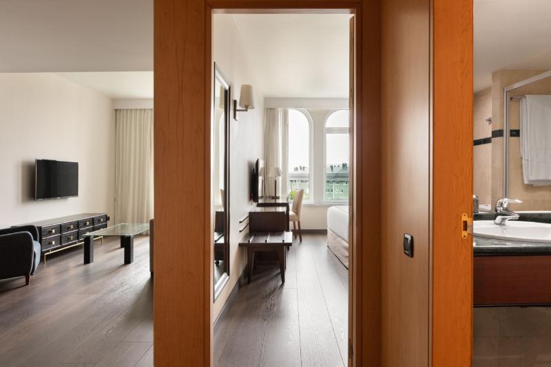 اتاق پرمیوم با چشمانداز دریا, Eurostars Ciudad De La Coruna