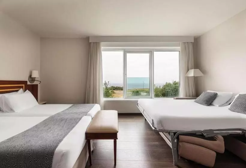 اتاق استاندارد سه نفره, Eurostars Ciudad De La Coruna