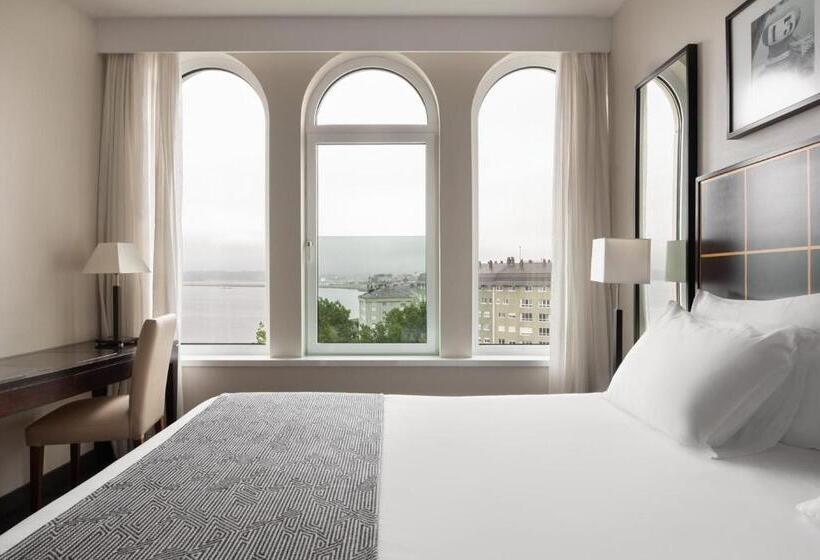 اتاق پرمیوم با چشمانداز دریا, Eurostars Ciudad De La Coruna