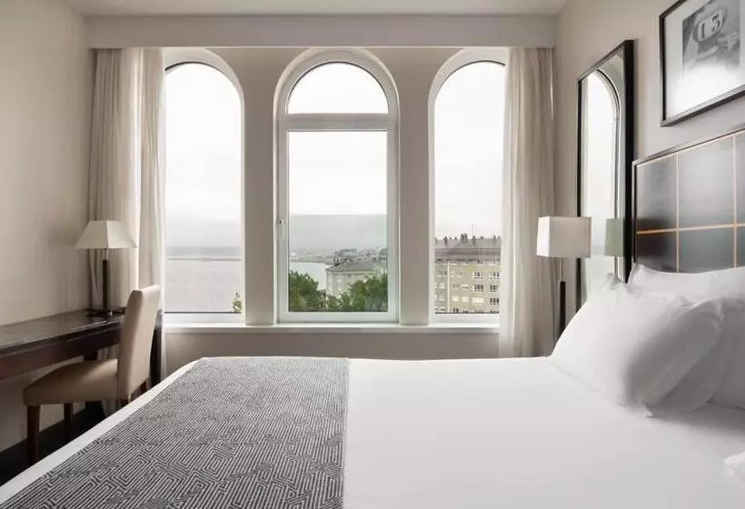 اتاق پرمیوم با چشم‌انداز دریا, Eurostars Ciudad De La Coruna