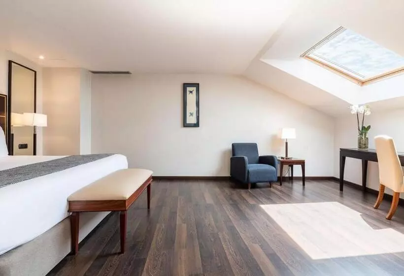 اتاق سوپریور با چشم‌انداز دریا, Eurostars Ciudad De La Coruna