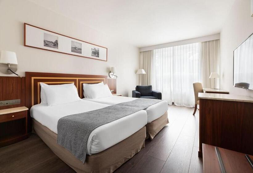 اتاق استاندارد با چشمانداز دریا, Eurostars Ciudad De La Coruna