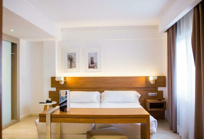 חדר סטנדרט, Gelmirez