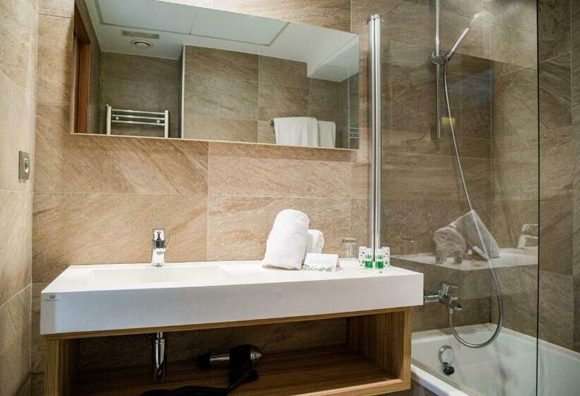 חדר סטנדרט עם טרסה, Gelmirez