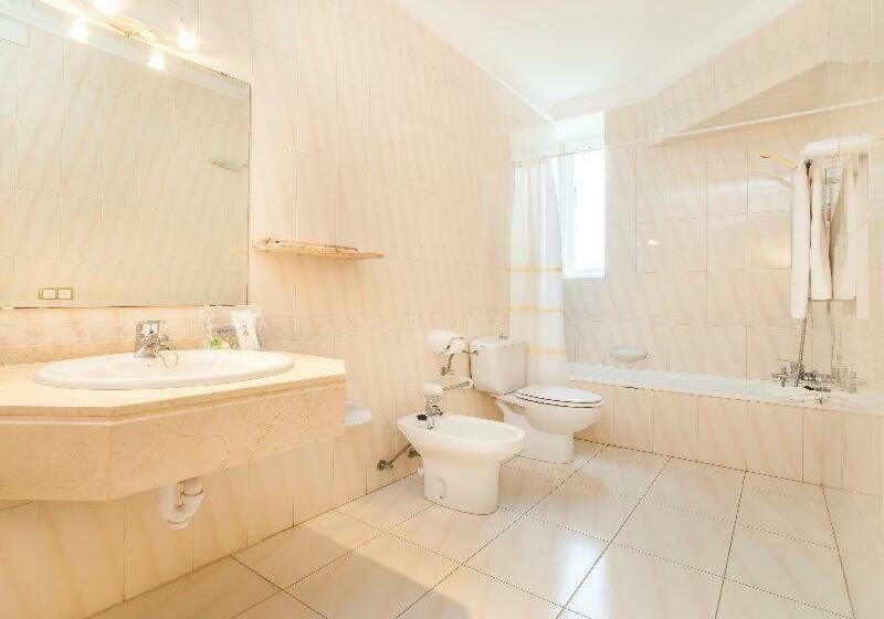 Quarto standard, Globales Reina Cristina