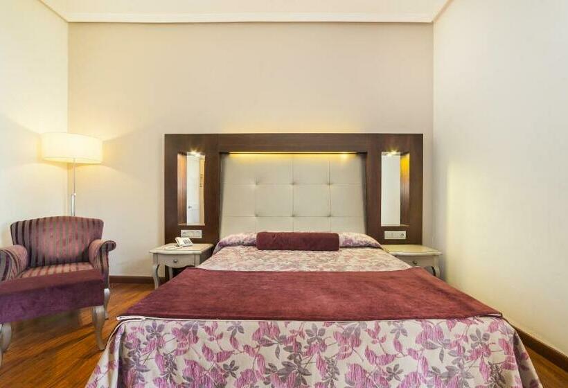 エクゼクティブルーム, Globales Reina Cristina