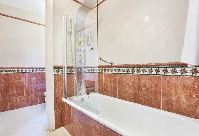 エクゼクティブルーム, Globales Reina Cristina