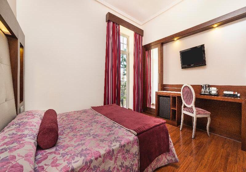 エクゼクティブルーム, Globales Reina Cristina