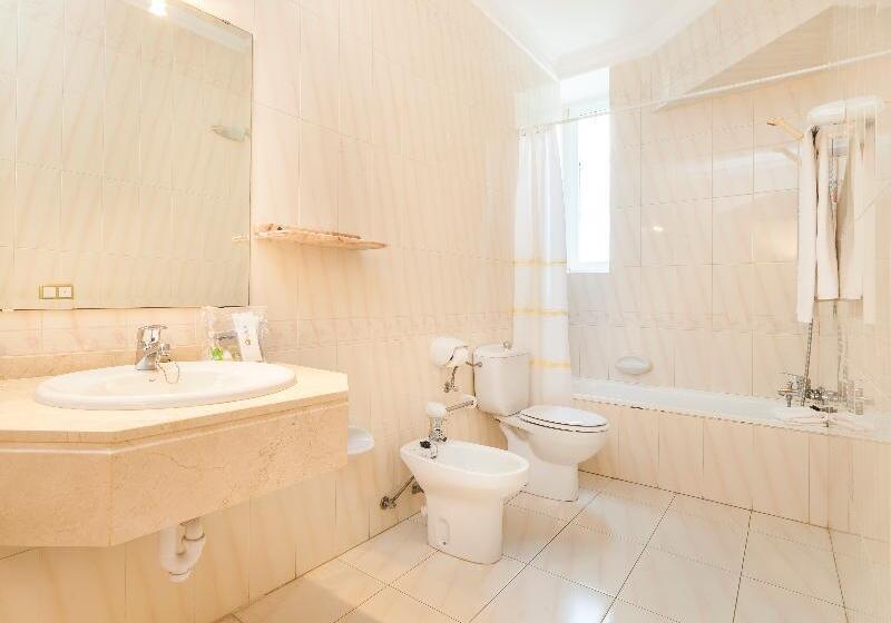 Quarto standard, Globales Reina Cristina