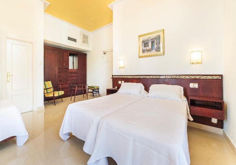 スタンダードルーム, Globales Reina Cristina