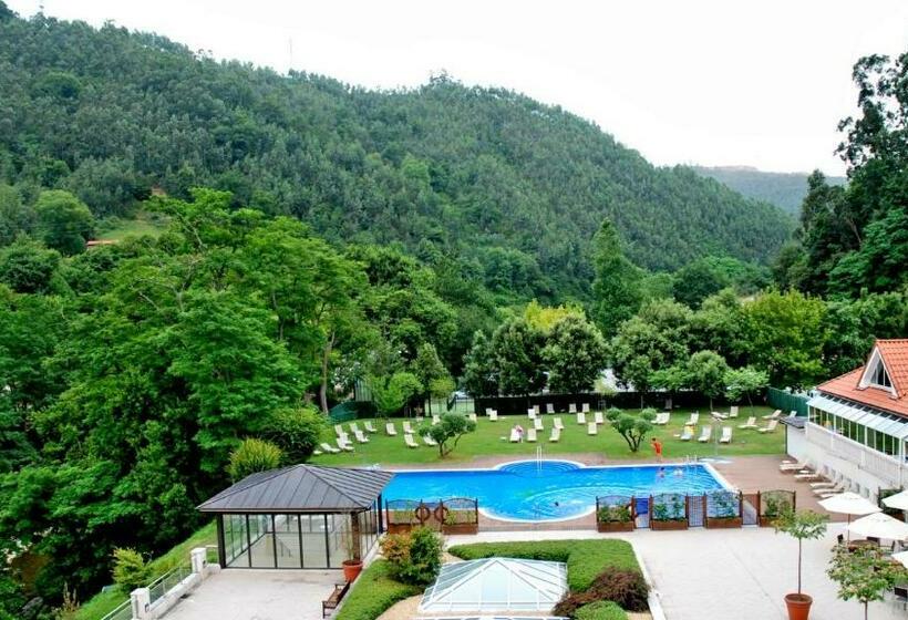 Номер Стандарт Трехместный, Gran Hotel Balneario De Puente Viesgo