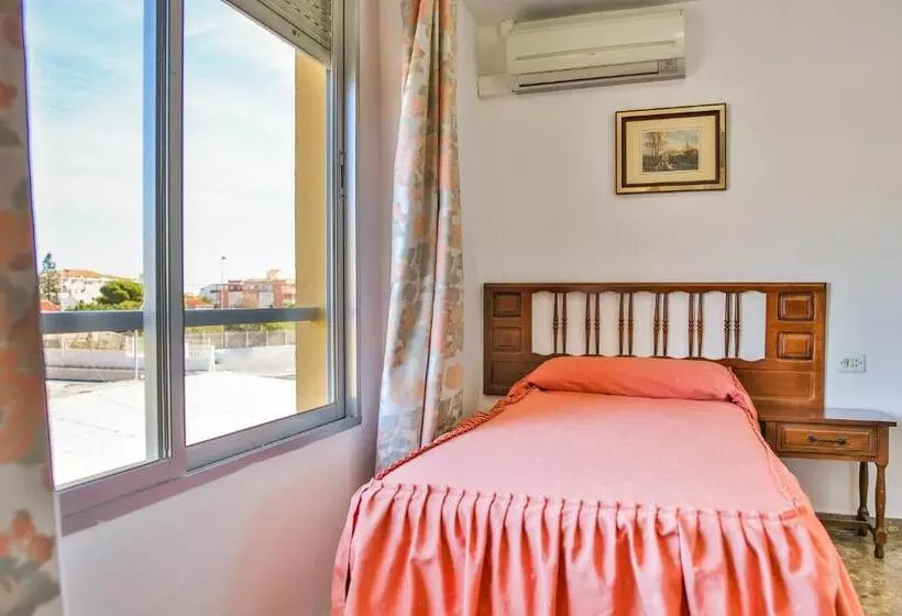 Chambre Standard Individuelle, Iberico