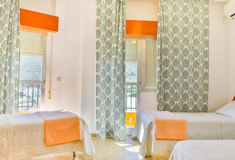 Chambre Familiale, Iberico