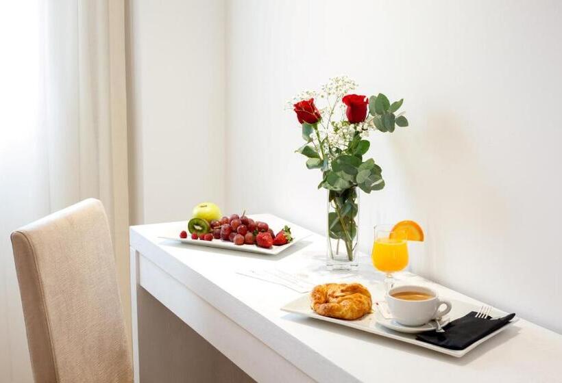 スタンダードシングルルーム, Insula Barataria