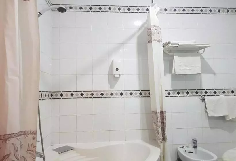 Camera Quadrupla Standard, La Noria