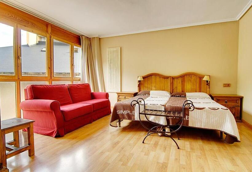 غرفة عائلية, La Posada