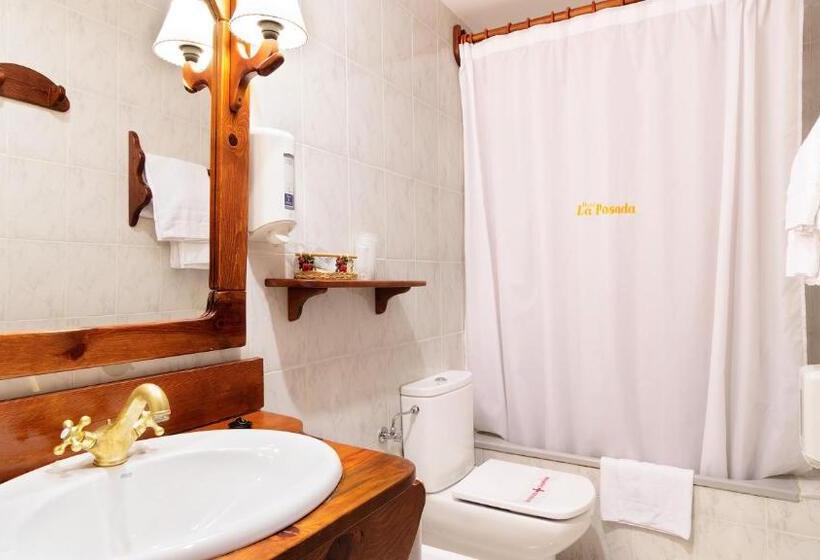 غرفة إقتصادية ثلاثية, La Posada