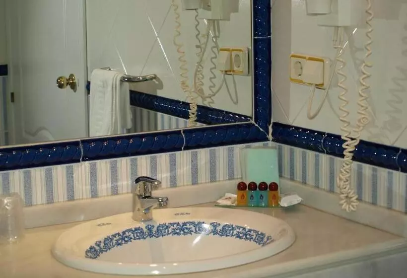 Quarto standart individual, Las Yucas