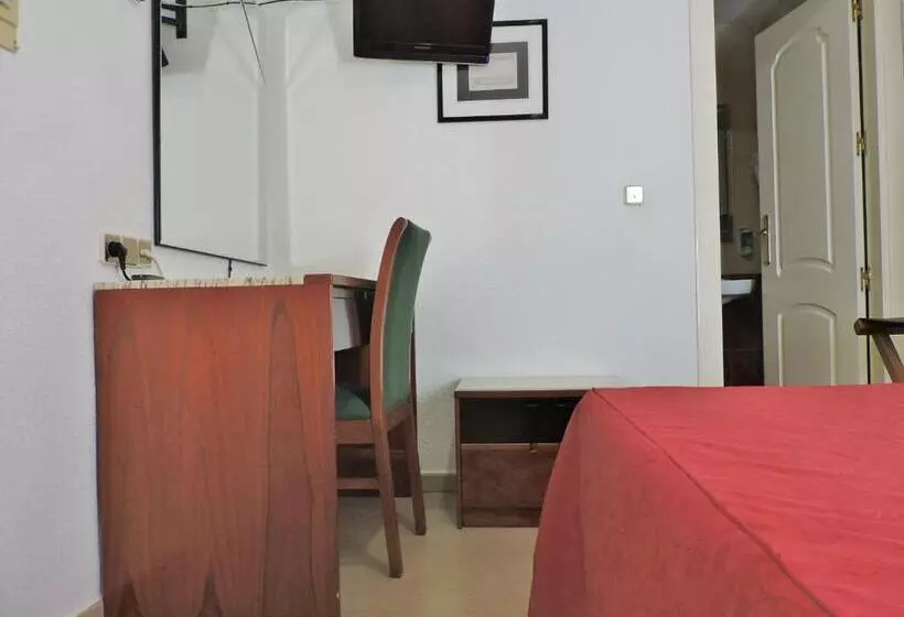 Quarto standart individual, Las Yucas