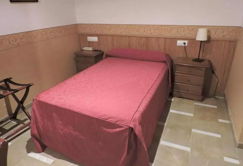 Quarto standart individual, Las Yucas
