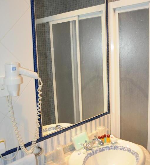 غرفة قياسية, Las Yucas