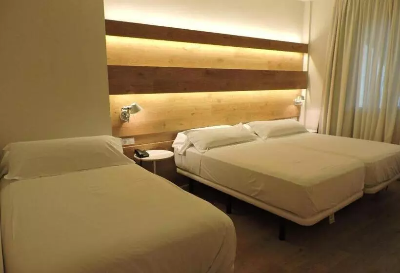 Quarto Triplo Standart, Las Yucas