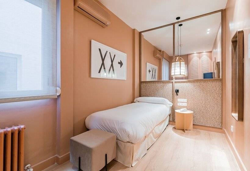 اتاق استاندارد یک نفره, U Sense Granada Centro