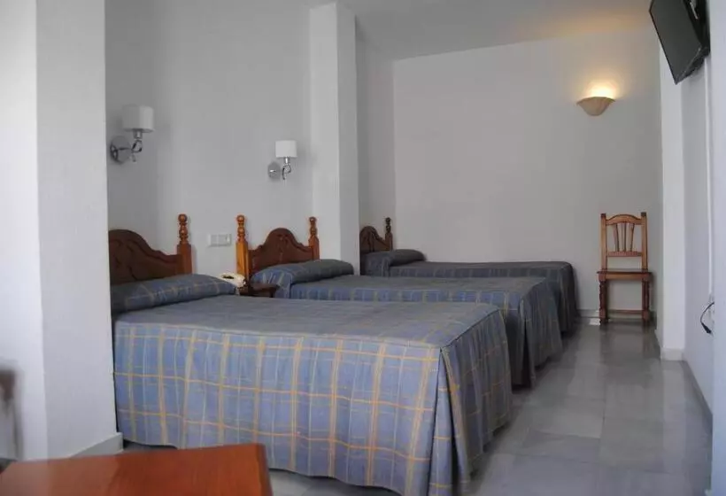 Habitació Triple Estàndard, Mirasol