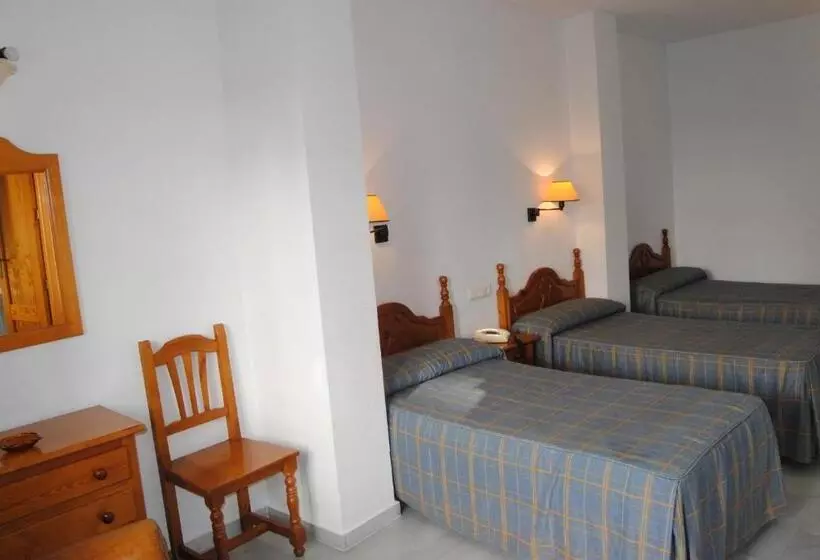 Habitació Triple Estàndard, Mirasol