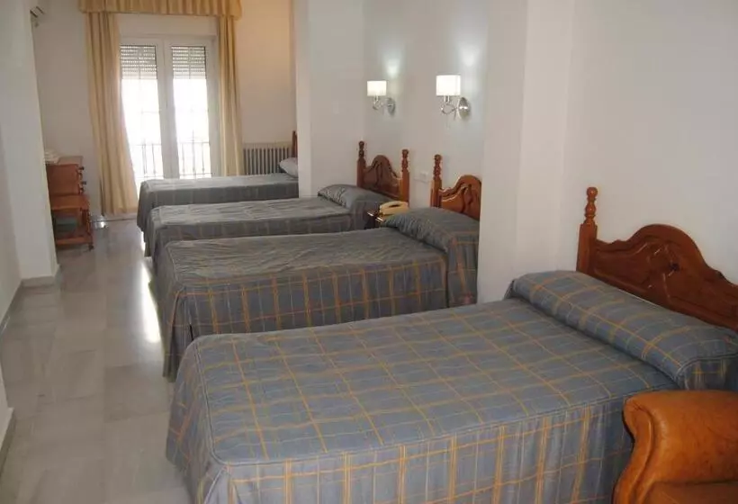 Habitació Quàdruple Estàndard, Mirasol
