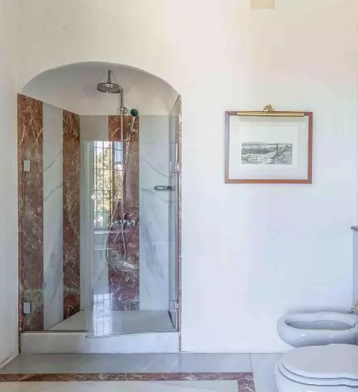 デラックスルーム, Monasterio De San Francisco